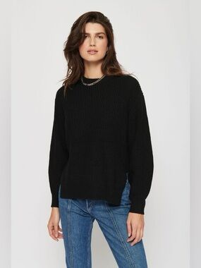 DYNAMITE OVERSIZED SWEATER